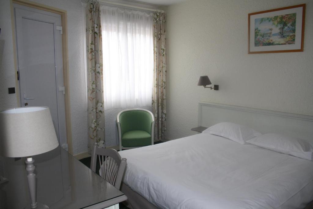 Le Charollais Motel Restaurant Contact-Hotel Vitry-en-Charollais Habitación foto